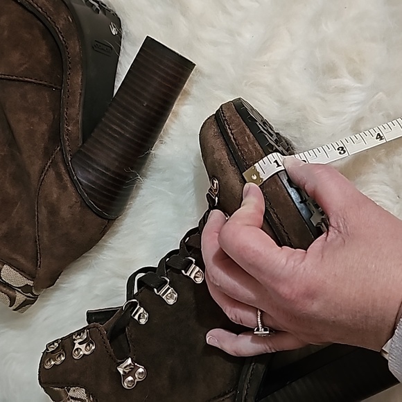 Coach brown suede boots - Picture 8 of 16